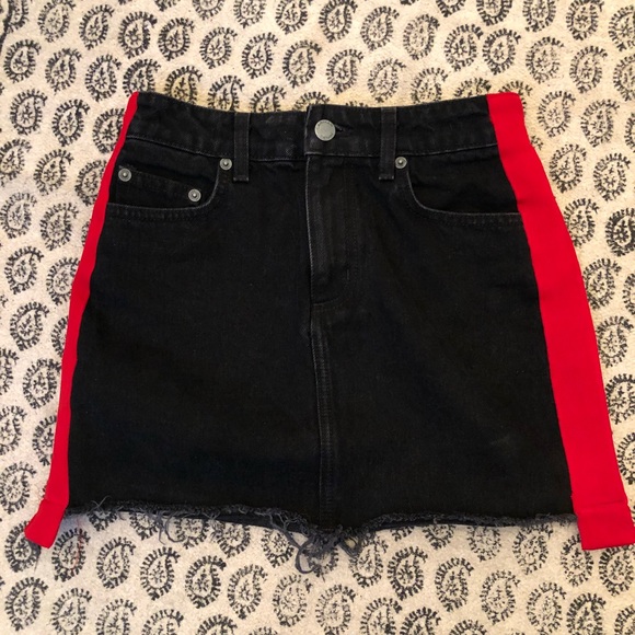 LF Dresses & Skirts - BLACK LF skirt